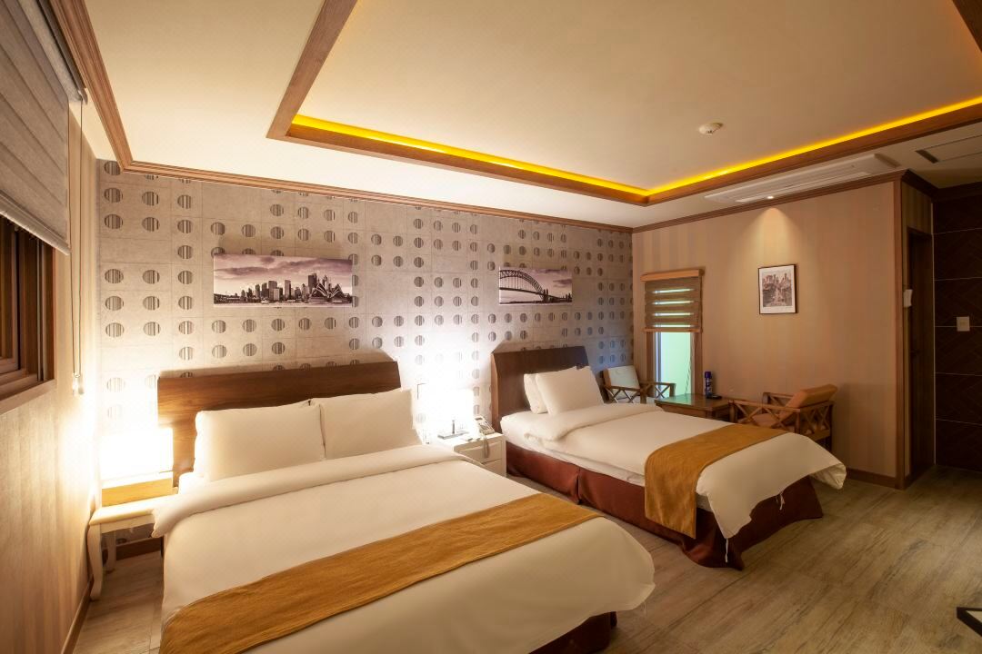 room_bed